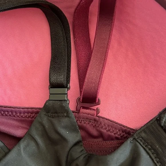 Bundle Victoria’s Secret Bras - Picture 3 of 3